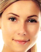 Yema de huevo beneficiosa casera para el rostro